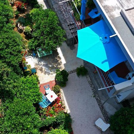 Beachfront Apartment Mala Tereza Split Exterior photo