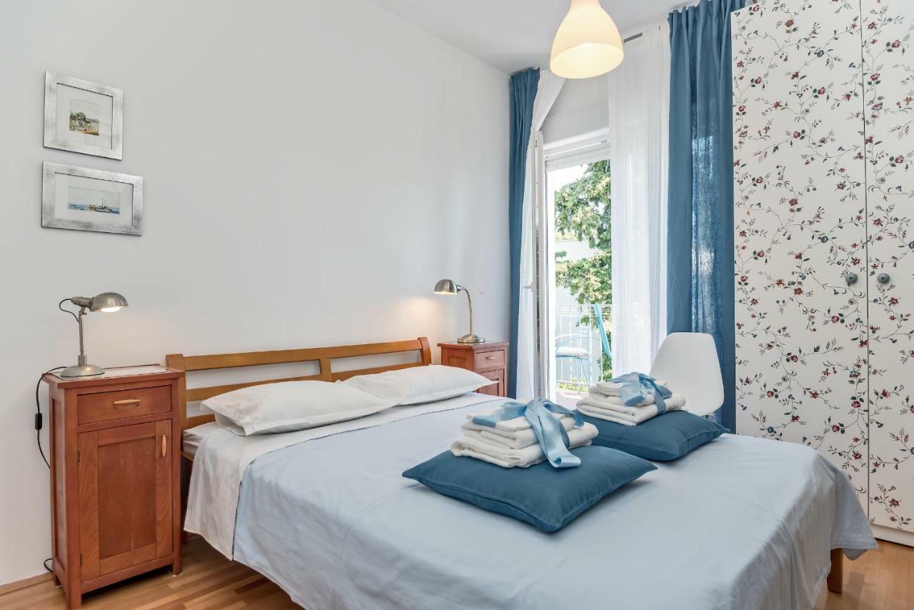 Beachfront Apartment Mala Tereza Split Exterior photo